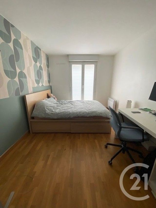 Afficher la photo en grand Appartement à vendre - 3 pièces - 63,79 m2 - Viry Chatillon - 91 - ILE-DE-FRANCE