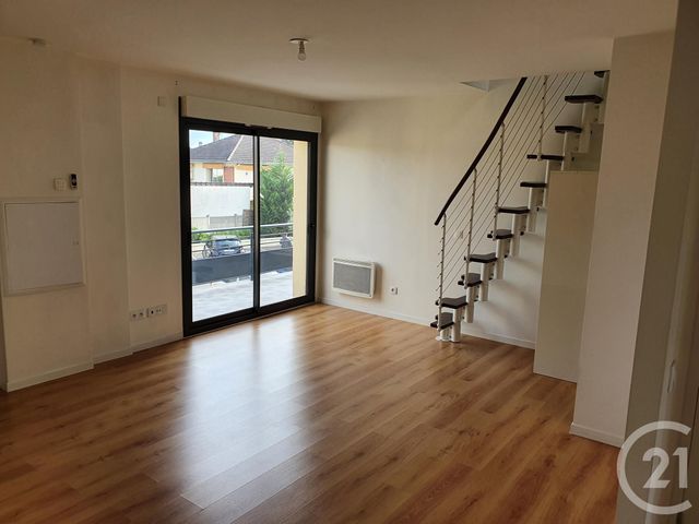 Appartement F3 à louer - 3 pièces - 61,03 m2 - Viry Chatillon - 91 - ILE-DE-FRANCE