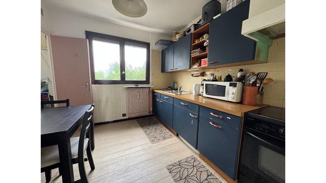 Afficher la photo en grand Appartement F4 à vendre - 4 pièces - 73,78 m2 - Viry Chatillon - 91 - ILE-DE-FRANCE
