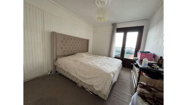Afficher la photo en grand Appartement F4 à vendre - 4 pièces - 73,78 m2 - Viry Chatillon - 91 - ILE-DE-FRANCE