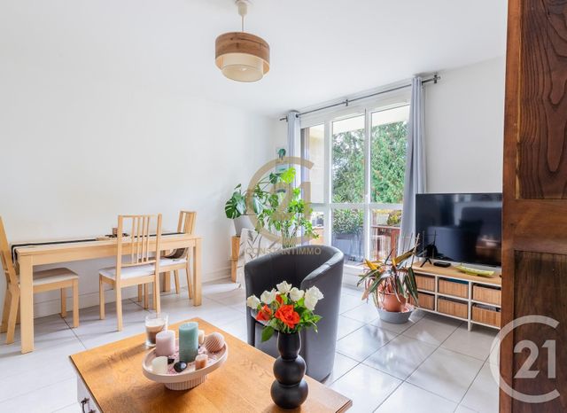 Appartement F3 à vendre - 3 pièces - 67 m2 - Wissous - 91 - ILE-DE-FRANCE