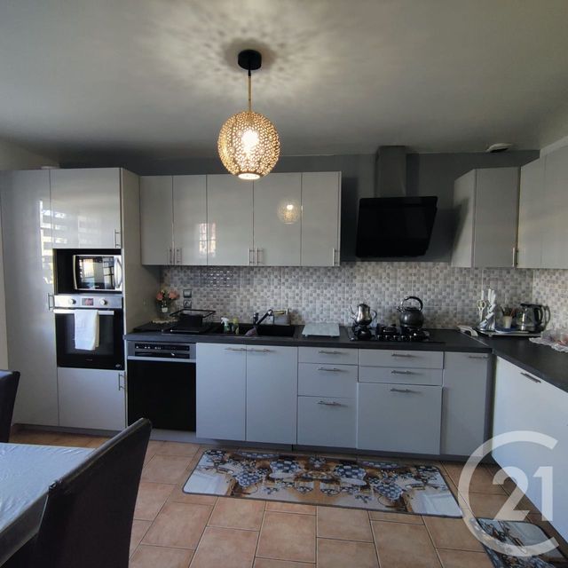 Maison à vendre - 5 pièces - 110 m2 - Viry Chatillon - 91 - ILE-DE-FRANCE