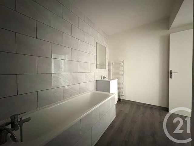 Appartement Studio &agrave; louer - 1 pi&egrave;ce - 38,28 m2 - Evry - 91 - ILE-DE-FRANCE