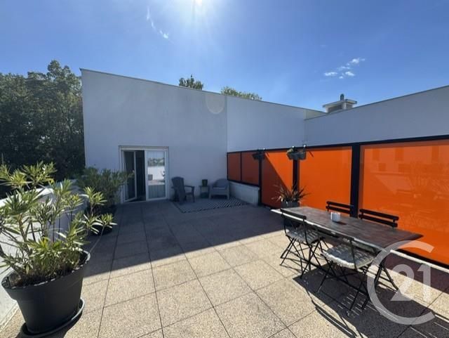 Appartement &agrave; vendre - 3 pi&egrave;ces - 61,57 m2 - Viry Chatillon - 91 - ILE-DE-FRANCE