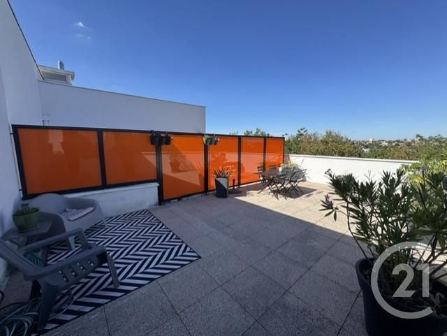 Appartement &agrave; vendre - 3 pi&egrave;ces - 61,57 m2 - Viry Chatillon - 91 - ILE-DE-FRANCE