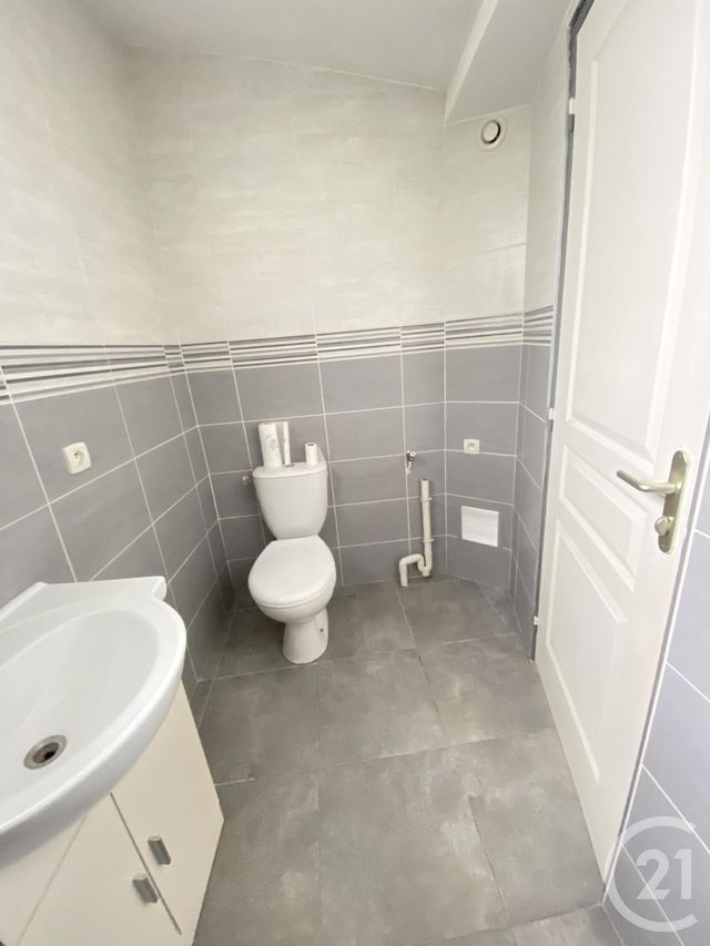 Appartement F1 &agrave; louer - 1 pi&egrave;ce - 25,52 m2 - Villiers Sur Orge - 91 - ILE-DE-FRANCE