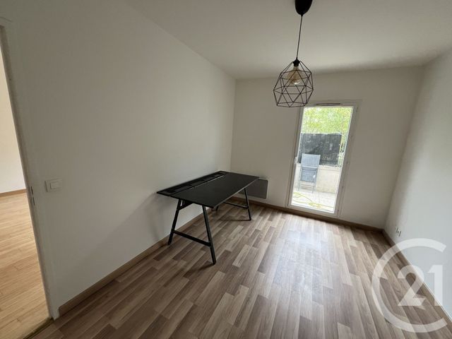 Appartement F2 &agrave; louer - 2 pi&egrave;ces - 46,90 m2 - Juvisy Sur Orge - 91 - ILE-DE-FRANCE