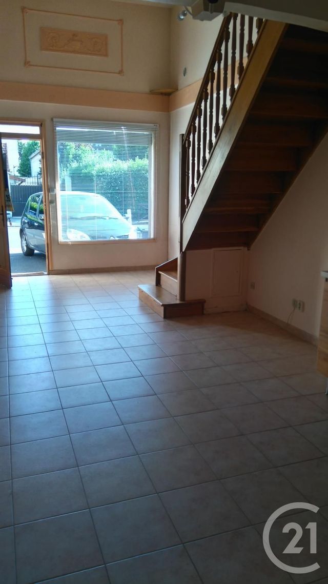 Appartement Duplex &agrave; louer - 2 pi&egrave;ces - 40,44 m2 - Viry Chatillon - 91 - ILE-DE-FRANCE