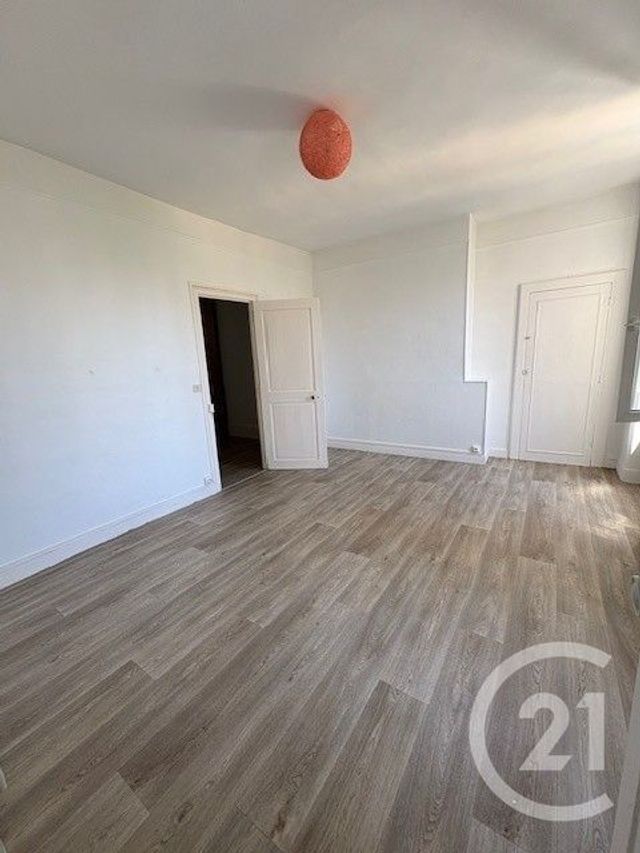 Appartement F3 &agrave; louer - 3 pi&egrave;ces - 57,80 m2 - Viry Chatillon - 91 - ILE-DE-FRANCE