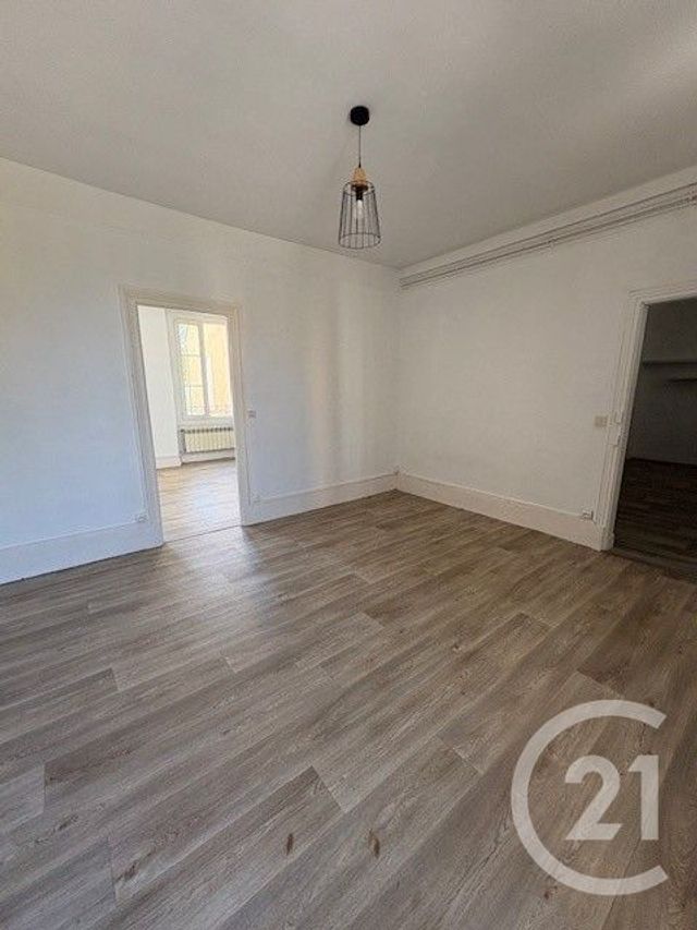 Appartement F3 &agrave; louer - 3 pi&egrave;ces - 57,80 m2 - Viry Chatillon - 91 - ILE-DE-FRANCE