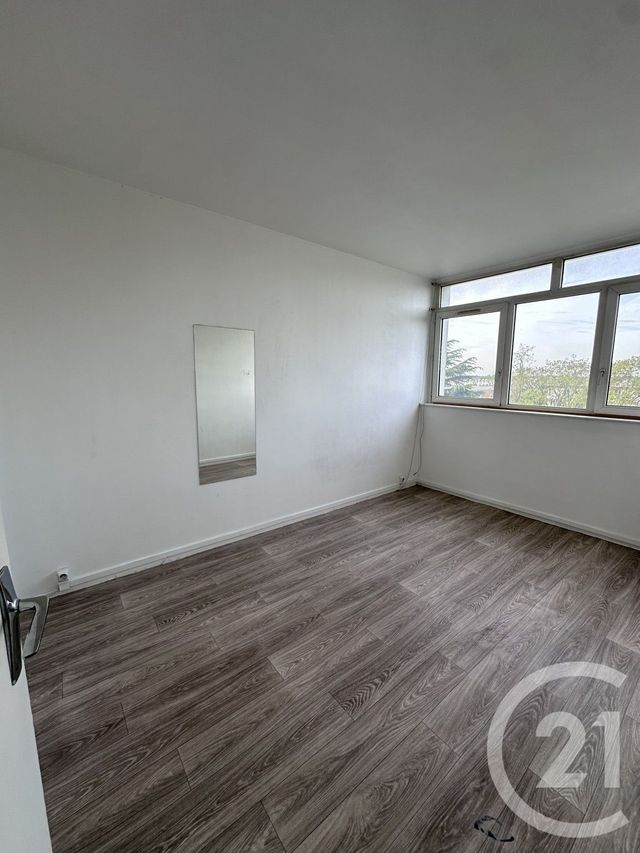 Appartement F2 &agrave; louer - 2 pi&egrave;ces - 40 m2 - Viry Chatillon - 91 - ILE-DE-FRANCE