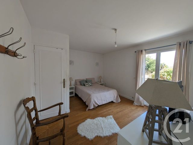 Maison &agrave; louer - 6 pi&egrave;ces - 146,99 m2 - Corbeil Essonnes - 91 - ILE-DE-FRANCE