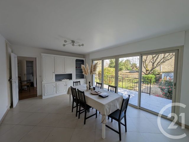 Maison &agrave; louer - 6 pi&egrave;ces - 146,99 m2 - Corbeil Essonnes - 91 - ILE-DE-FRANCE