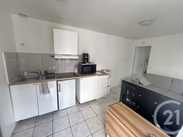Appartement F2 &agrave; louer - 2 pi&egrave;ces - 27,49 m2 - Villejuif - 94 - ILE-DE-FRANCE