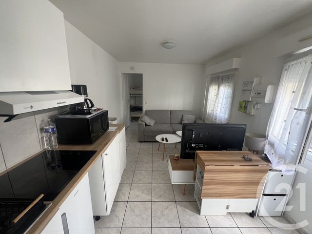 Appartement F2 &agrave; louer - 2 pi&egrave;ces - 27,49 m2 - Villejuif - 94 - ILE-DE-FRANCE