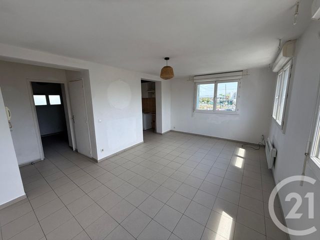 Appartement &agrave; louer - 2 pi&egrave;ces - 39,71 m2 - Paray Vieille Poste - 91 - ILE-DE-FRANCE