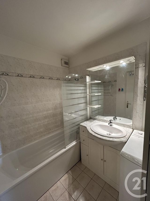 Appartement F2 &agrave; louer - 2 pi&egrave;ces - 40,37 m2 - Viry Chatillon - 91 - ILE-DE-FRANCE