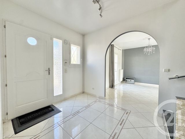 Maison à vendre - 8 pièces - 230 m2 - Ris Orangis - 91 - ILE-DE-FRANCE