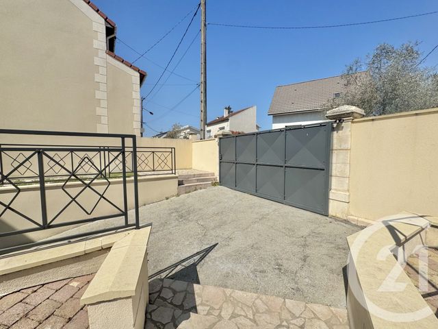 Maison à vendre - 8 pièces - 230 m2 - Ris Orangis - 91 - ILE-DE-FRANCE