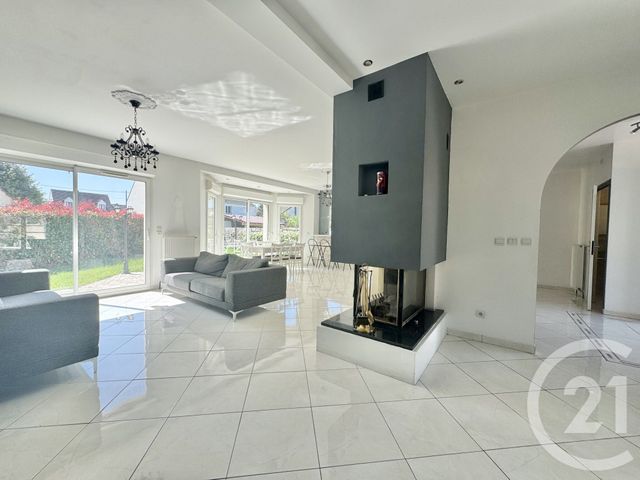 Maison à vendre - 8 pièces - 230 m2 - Ris Orangis - 91 - ILE-DE-FRANCE