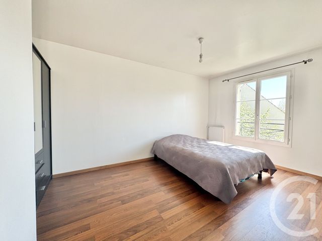 Maison à vendre - 8 pièces - 230 m2 - Ris Orangis - 91 - ILE-DE-FRANCE