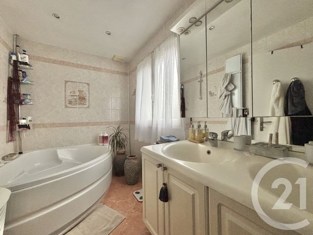 Maison à vendre - 5 pièces - 97 m2 - Viry Chatillon - 91 - ILE-DE-FRANCE