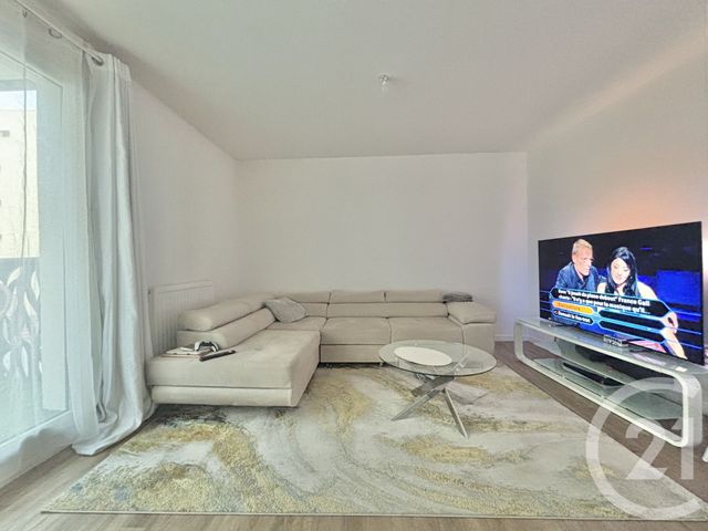 Appartement F3 à vendre - 3 pièces - 67 m2 - Les Pavillons Sous Bois - 93 - ILE-DE-FRANCE