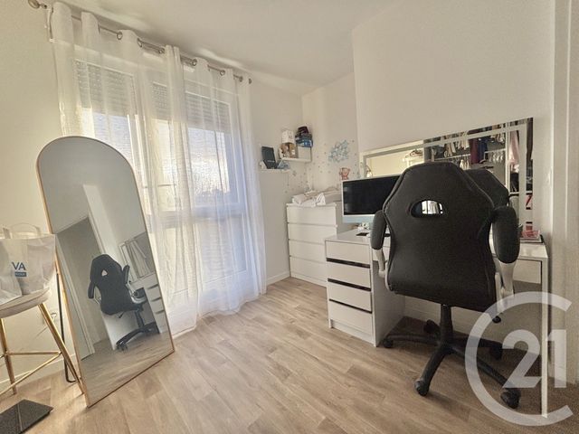 Appartement F3 à vendre - 3 pièces - 67 m2 - Les Pavillons Sous Bois - 93 - ILE-DE-FRANCE