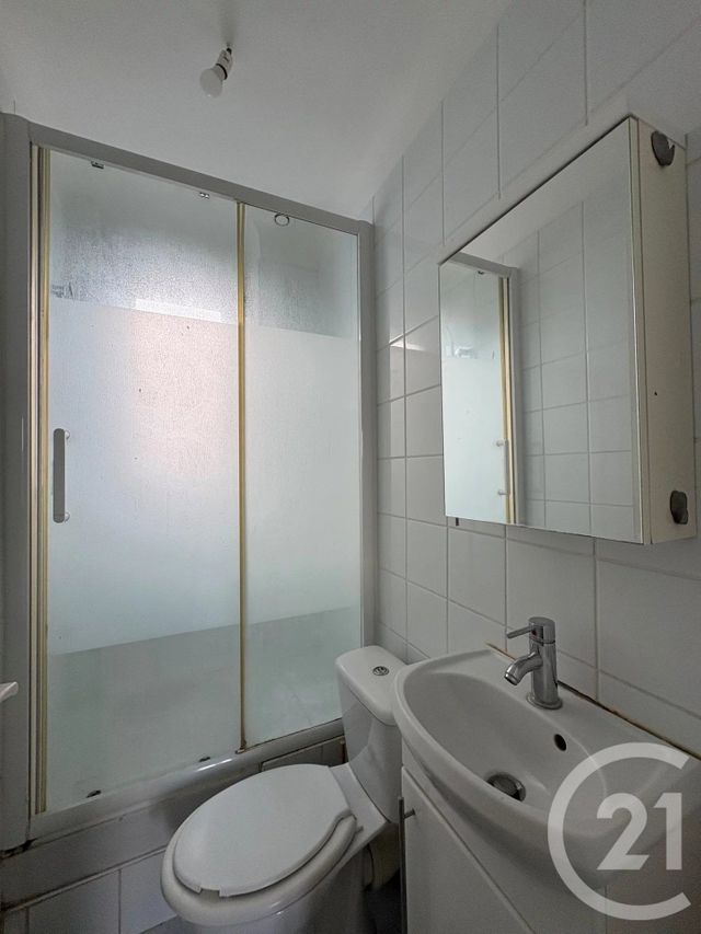 Appartement F2 &agrave; louer - 2 pi&egrave;ces - 31,50 m2 - Juvisy Sur Orge - 91 - ILE-DE-FRANCE