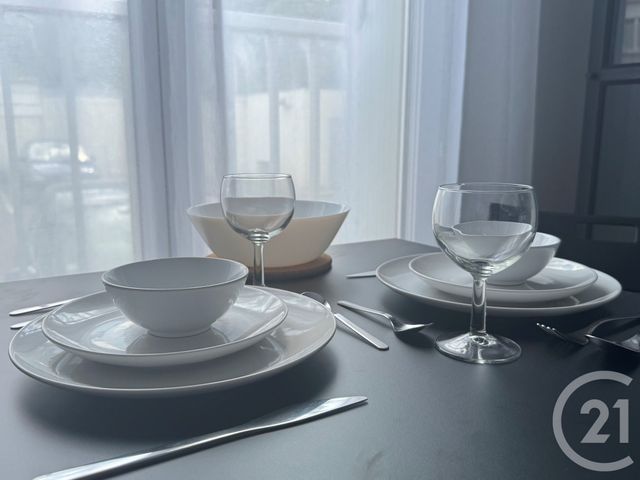 Appartement Studio &agrave; louer - 1 pi&egrave;ce - 22,87 m2 - Paray Vieille Poste - 91 - ILE-DE-FRANCE