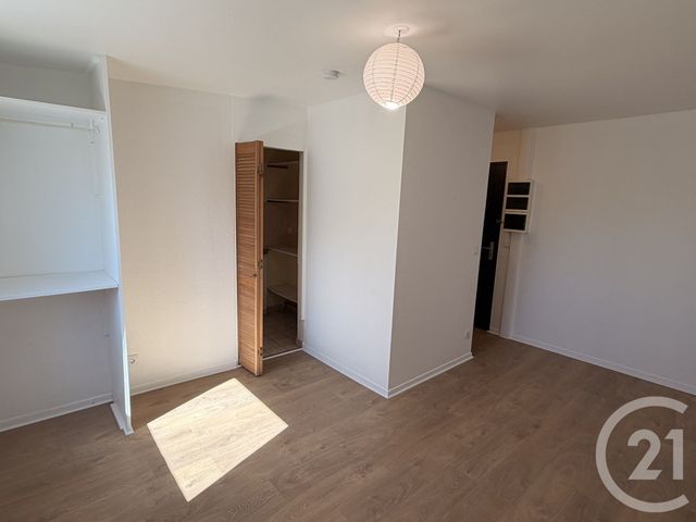 Appartement Studio &agrave; louer - 1 pi&egrave;ce - 20,80 m2 - Savigny Sur Orge - 91 - ILE-DE-FRANCE