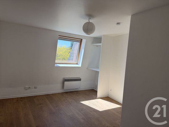 Appartement Studio à louer SAVIGNY SUR ORGE