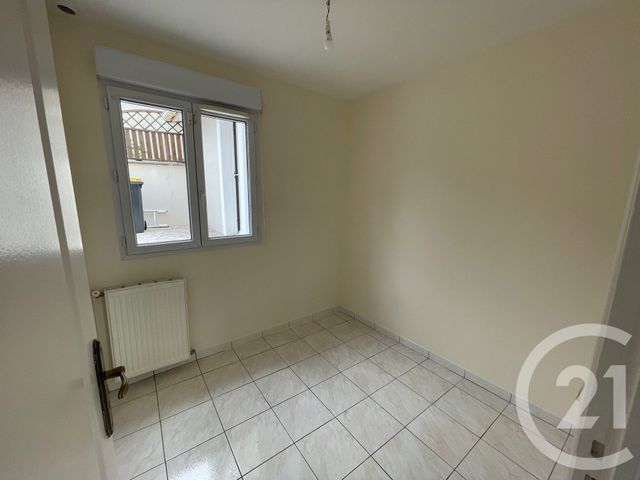 Maison &agrave; louer - 3 pi&egrave;ces - 43,27 m2 - Savigny Sur Orge - 91 - ILE-DE-FRANCE