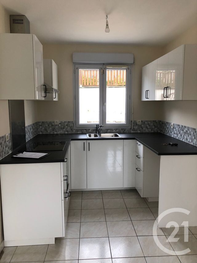 Maison &agrave; louer - 3 pi&egrave;ces - 43,27 m2 - Savigny Sur Orge - 91 - ILE-DE-FRANCE