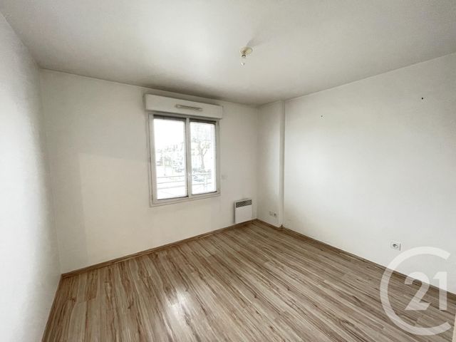 Appartement F2 &agrave; louer - 2 pi&egrave;ces - 37,08 m2 - Ste Genevieve Des Bois - 91 - ILE-DE-FRANCE