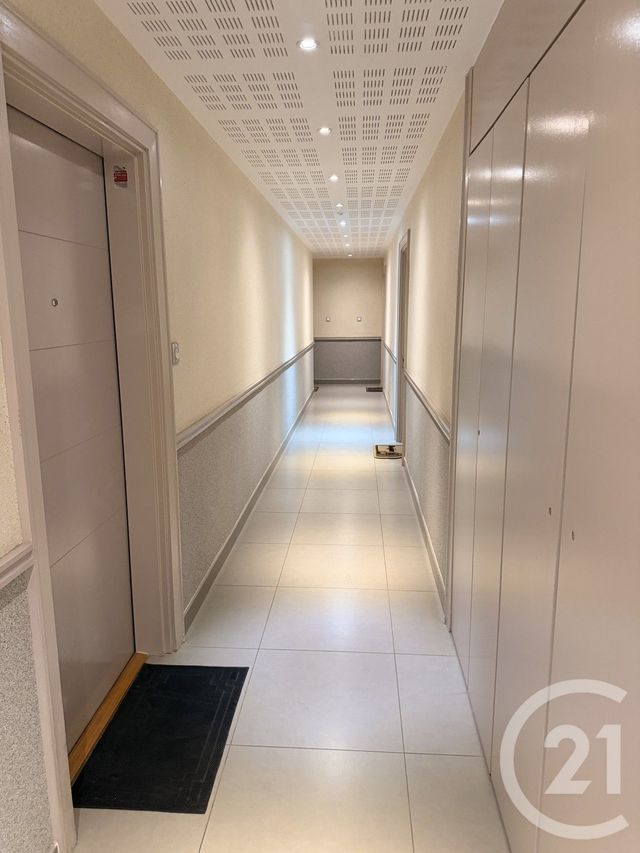 Appartement F2 &agrave; louer - 2 pi&egrave;ces - 37,08 m2 - Ste Genevieve Des Bois - 91 - ILE-DE-FRANCE