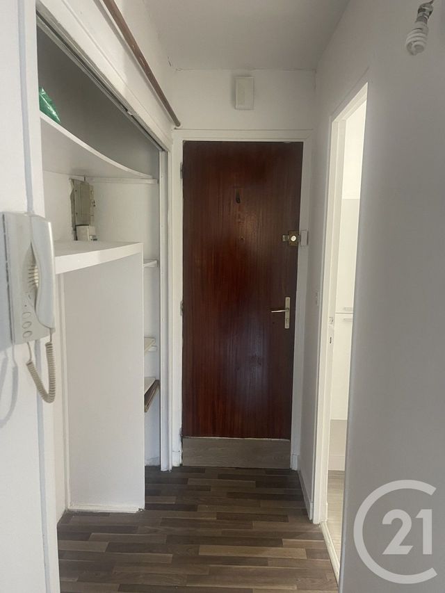 Appartement Studio à louer - 1 pièce - 22,68 m2 - Juvisy Sur Orge - 91 - ILE-DE-FRANCE