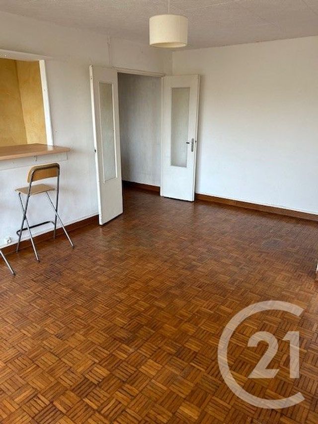 Appartement F2 à louer - 2 pièces - 47,22 m2 - Savigny Sur Orge - 91 - ILE-DE-FRANCE