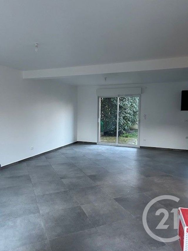 Maison à louer - 4 pièces - 91,07 m2 - Ste Genevieve Des Bois - 91 - ILE-DE-FRANCE