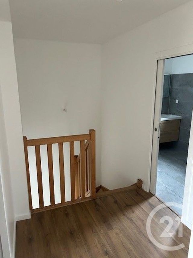 Maison à louer - 4 pièces - 91,07 m2 - Ste Genevieve Des Bois - 91 - ILE-DE-FRANCE