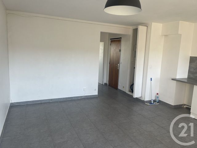 Appartement à louer - 2 pièces - 41,23 m2 - Savigny Sur Orge - 91 - ILE-DE-FRANCE